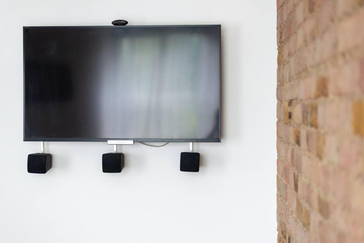 Award-Winning Designer Apartment Londra Esterno foto